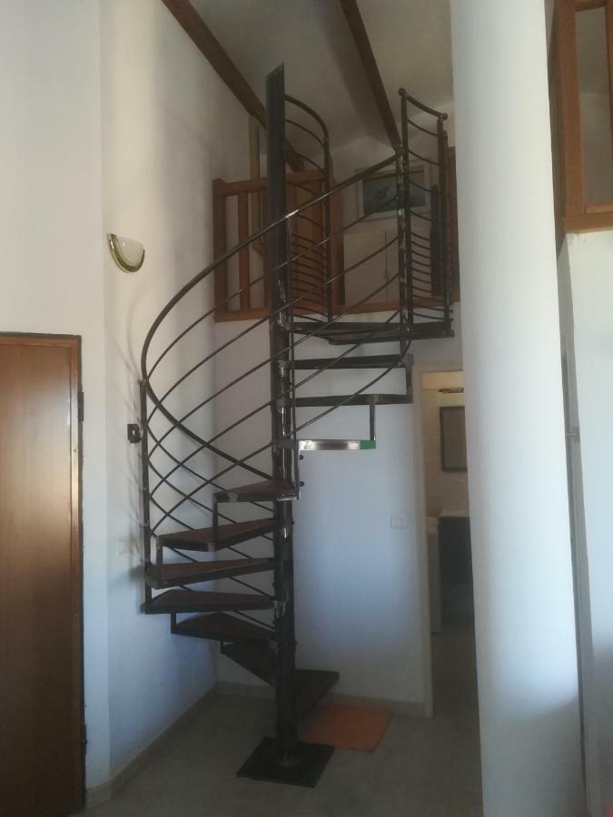 Residence Mare Turchinu Монтичело Екстериор снимка